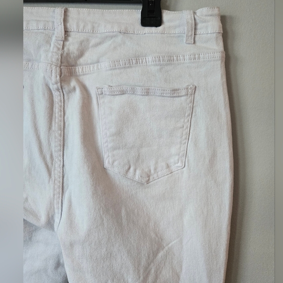 SHEIN White Button Up Flared Pants Spring Size 3XL - Picture 5 of 7